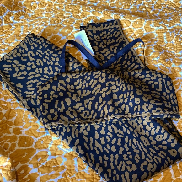 Tan Lines by Sivan Ayla Temescal Cyn Bronze Cheetah Sports Bra Size Medium - Picture 2 of 4